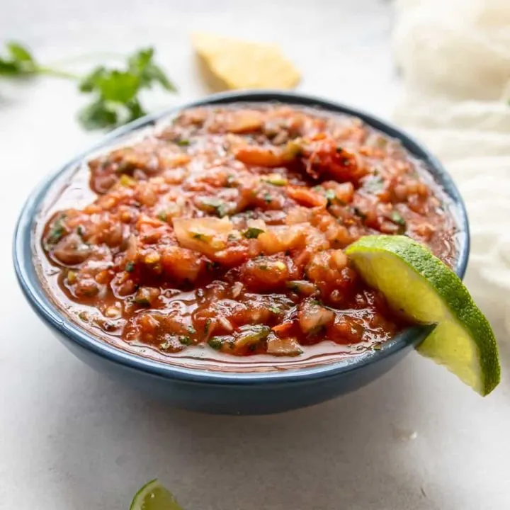 Make delicious Mexican restaurant quality salsa at home in minutes with this Easy Roasted Vegetable Salsa recipe! * GoodieGodmother.com