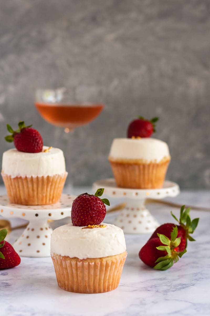 For the sweetest celebrations, break out the bubbly! This recipe for champagne and strawberry cupcakes with a champagne frosting is perfect for when you're feeling effervescent.  * Recipe on GoodieGodmother.com