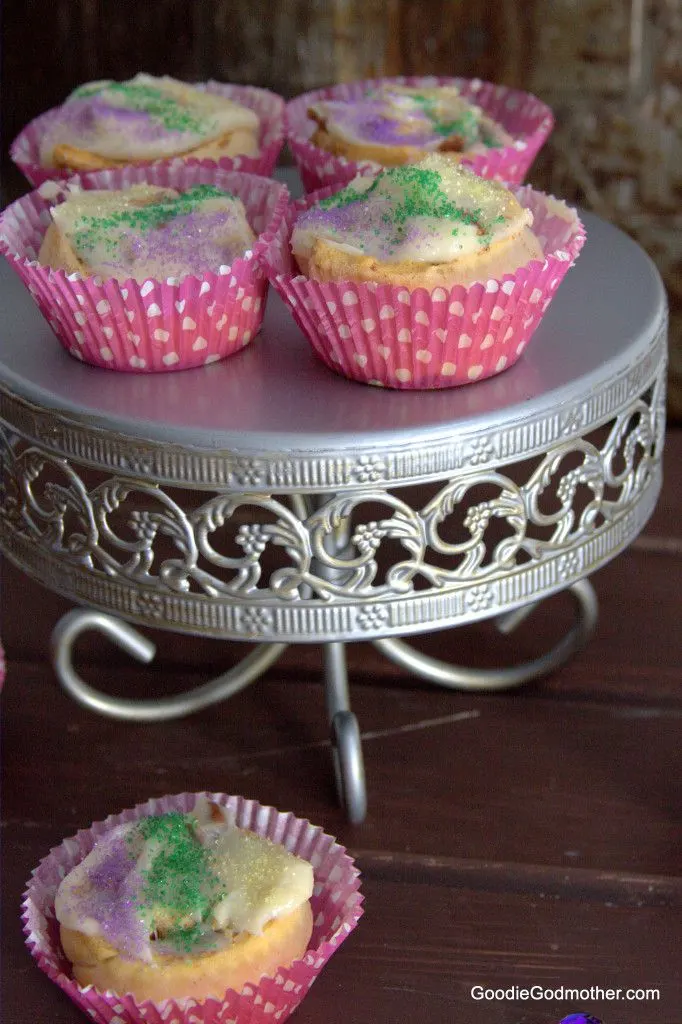Top 5 Best Edible Glitter For Cupcakes and Cakes - The Cupcake!