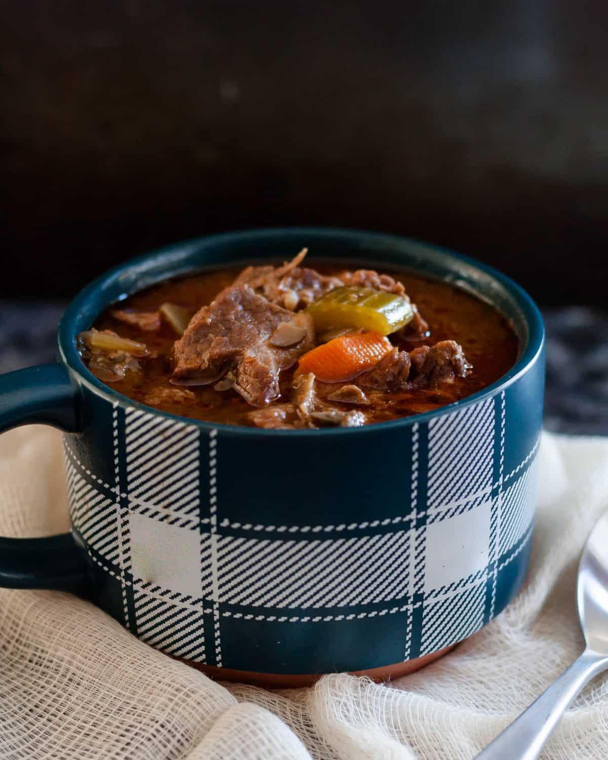 Easy to make, and customize,  this easy Guinness beef stew recipe is a cold weather family favorite around Saint Patrick's Day.  * GoodieGodmother.com