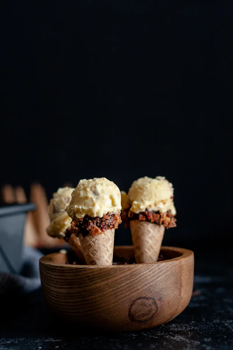 Creamy, salty, and sweet... candied bacon ice cream is a great unique homemade ice cream recipe to cool off in the heat! Candied Bacon Ice Cream Recipe