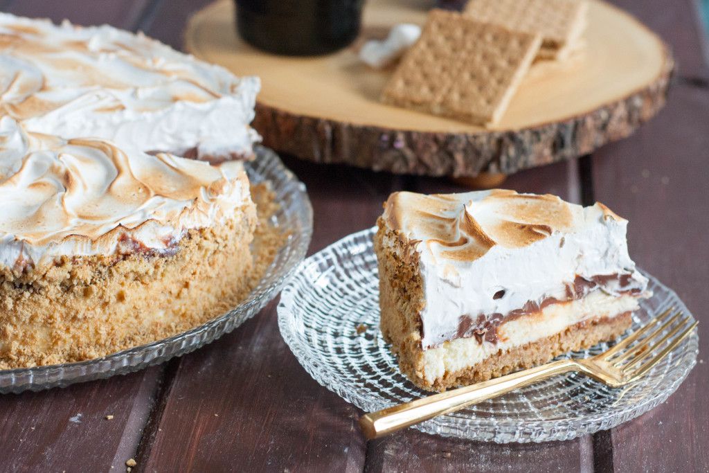 S'mores Cheesecake is a perfect anytime dessert. Love the creamy cheesecake topped with milk chocolate ganache and toasted marshmallow fluff. So so good! 