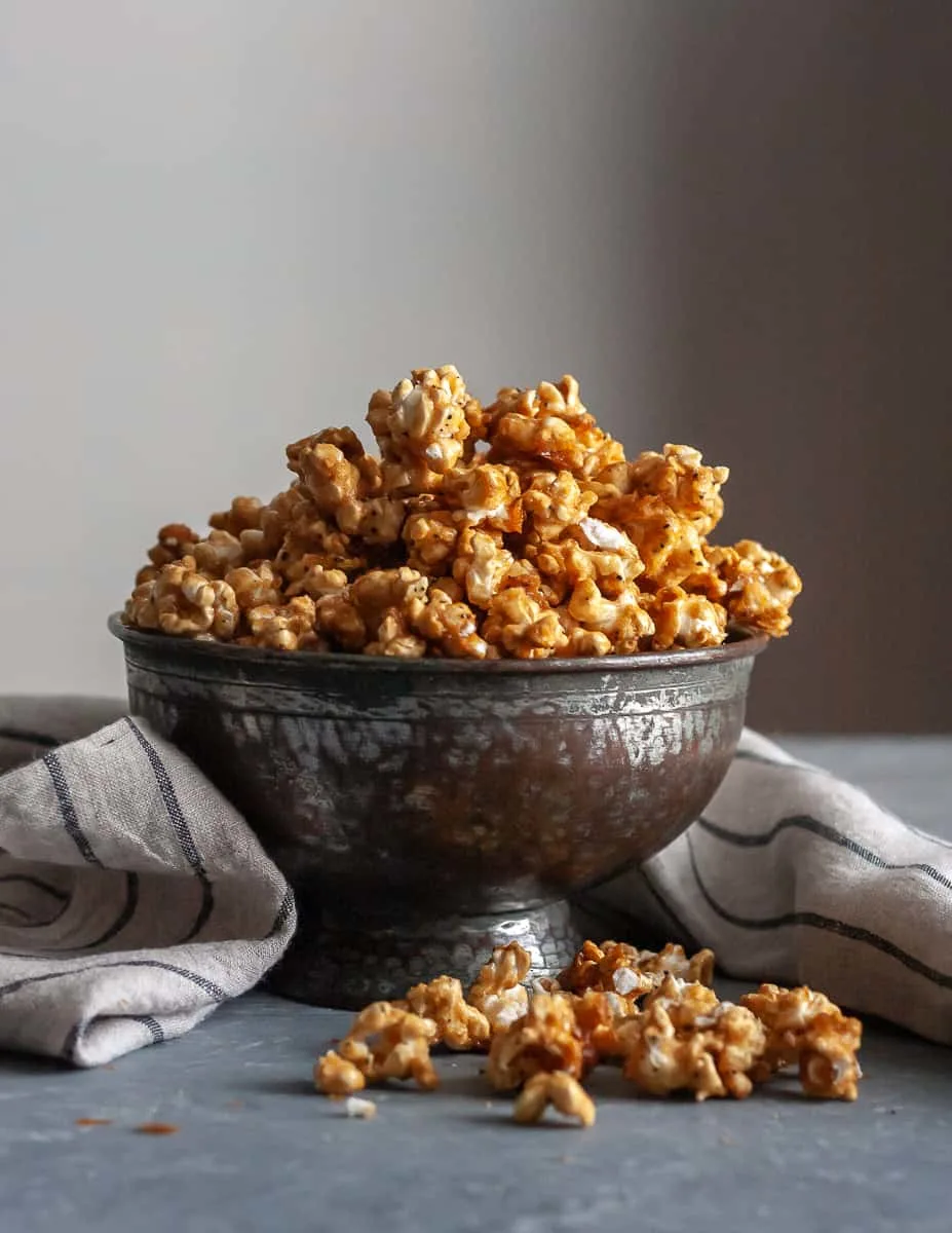Crunchy, sweet, and a perfect foodie gift for tea lovers, this Chai Tea Caramel Corn recipe is sure to please! * Recipe on GoodieGodmother.com