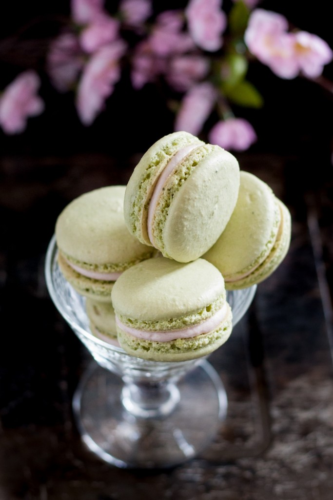 Cherry matcha macarons - delicately flavored, a lovely recipe to celebrate spring! * GoodieGodmother.com