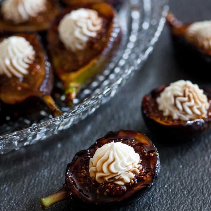 Honey Grilled Figs with Whipped Goat Cheese and Balsamic Glaze - a foodie appetizer ready in just minutes. It's a must-make for fig season! * GoodieGodmother.com
