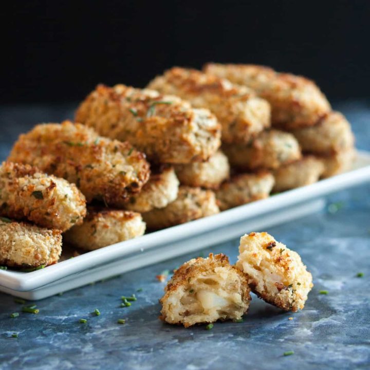 Reinvent leftover mashed potatoes with this easy Baked Mashed Potato Croquettes recipe! * GoodieGodmother.com