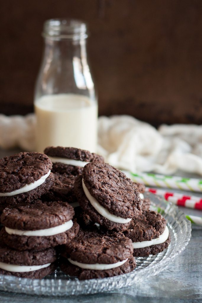 Chocolate Peppermint Sandwich Cookies - a perfect holiday twist on a childhood favorite cookie! * Recipe on GoodieGodmother.com