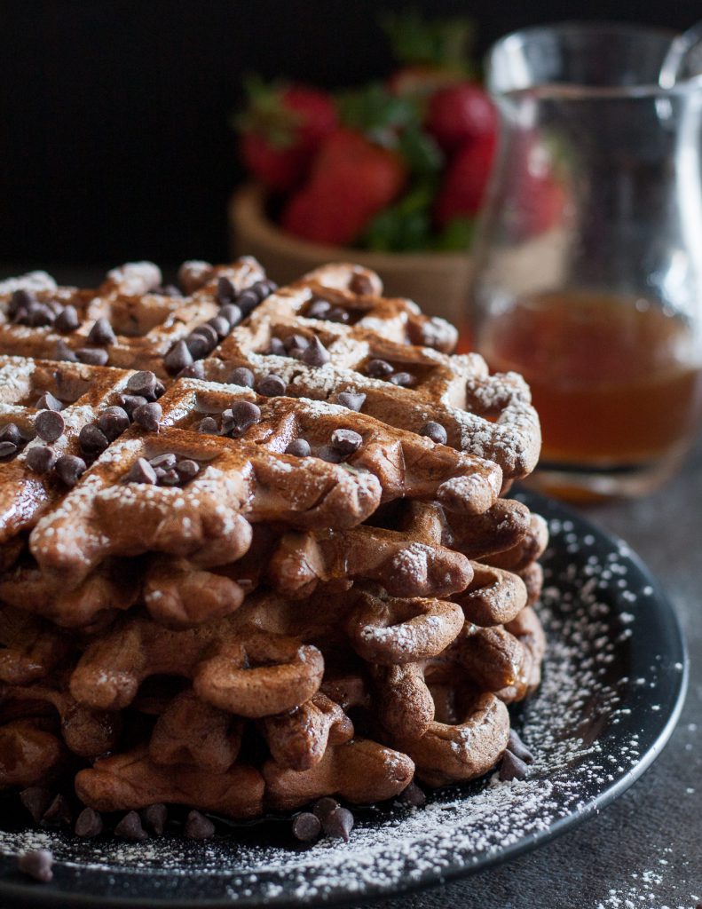 Beer for brunch? Delicious and totally acceptable if it's in these chocolate stout beer waffles with whiskey syrup! * Recipe on GoodieGodmother.com