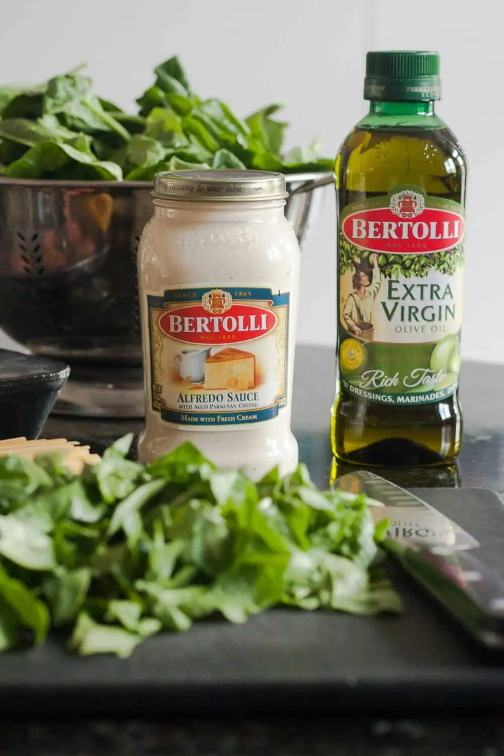 Easy Spinach Fettucine Alfredo Recipe - a semi homemade option for easy weeknight dinners * GoodieGodmother.com