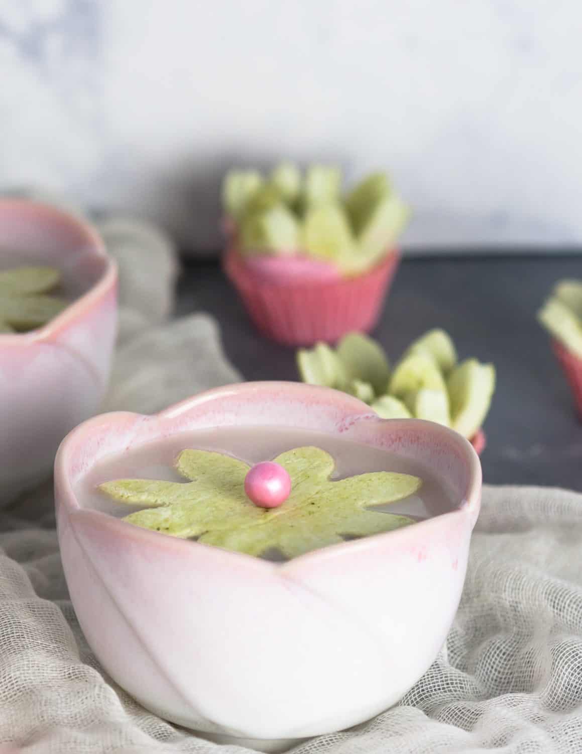Celebrate Spring, your love of matcha, or just unique sweets with this beautiful blooming matcha marshmallows recipe and tutorial!  * GoodieGodmother.com