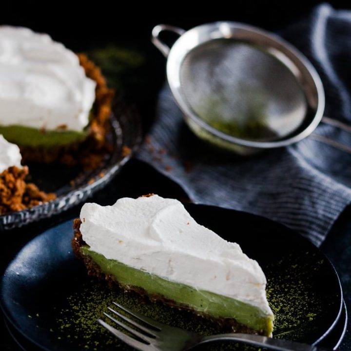 Need an easy yet elegant dessert? Make this No Bake Matcha Lemon Ginger Tart today! * Recipe on GoodieGodmother.com