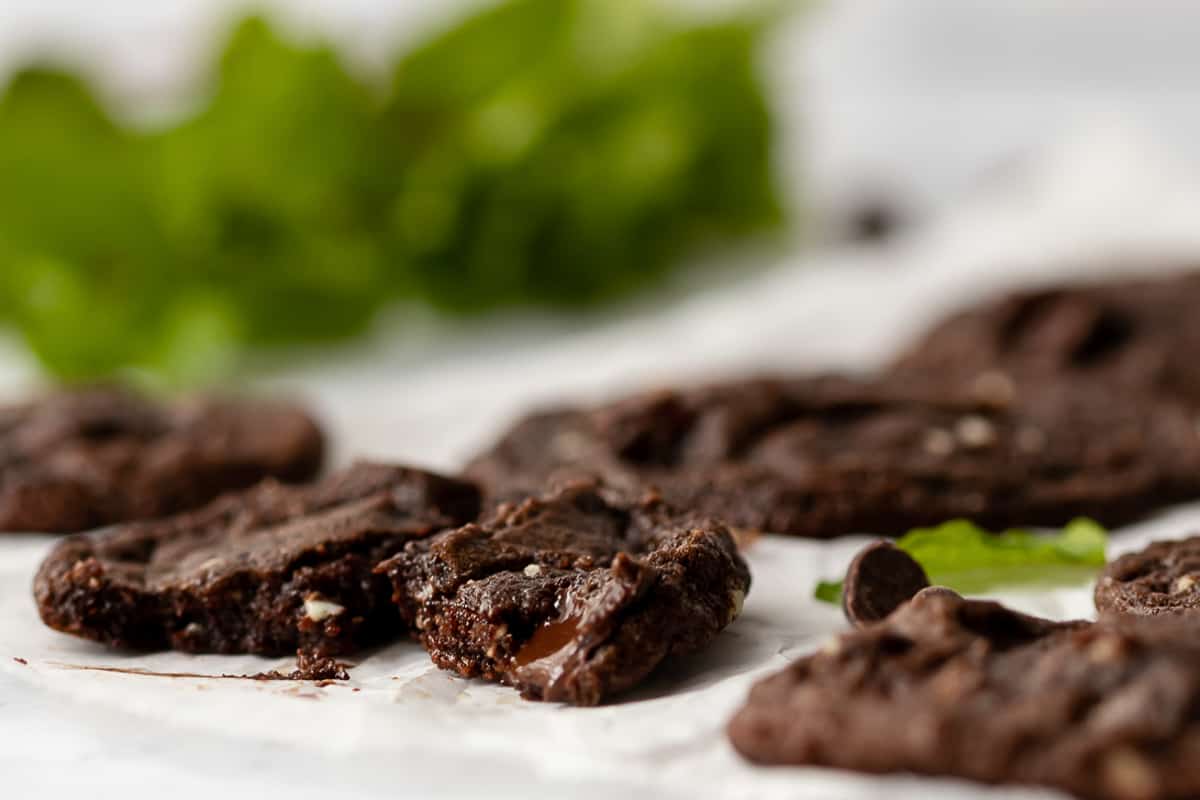 horizontal picture of the chocolate mint chip cookies
