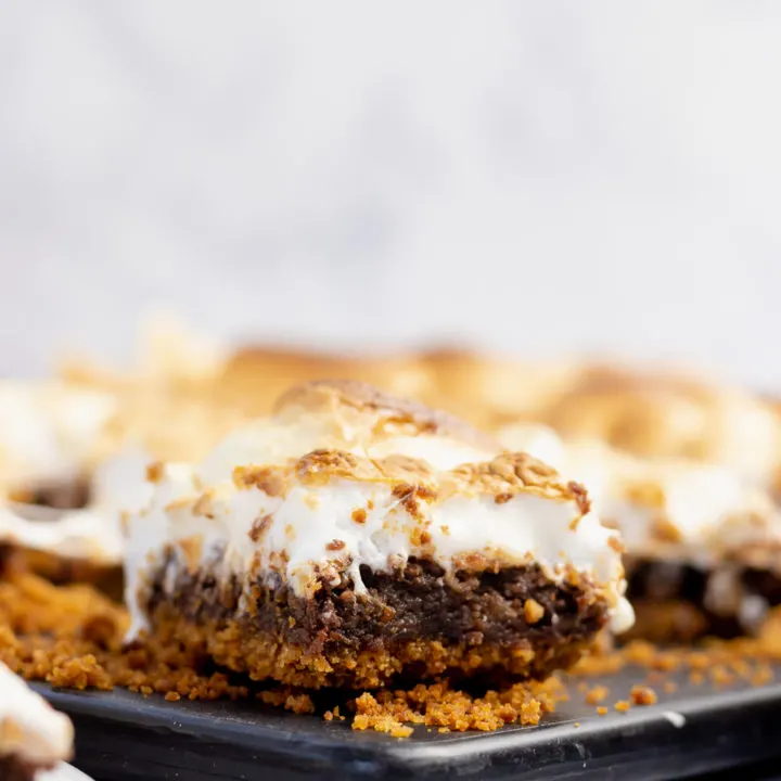 close up shot of s'mores brownies to highlight layers