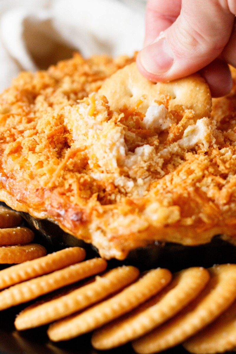 Baked Crab Dip With Ritz Crackers - Goodie Godmother