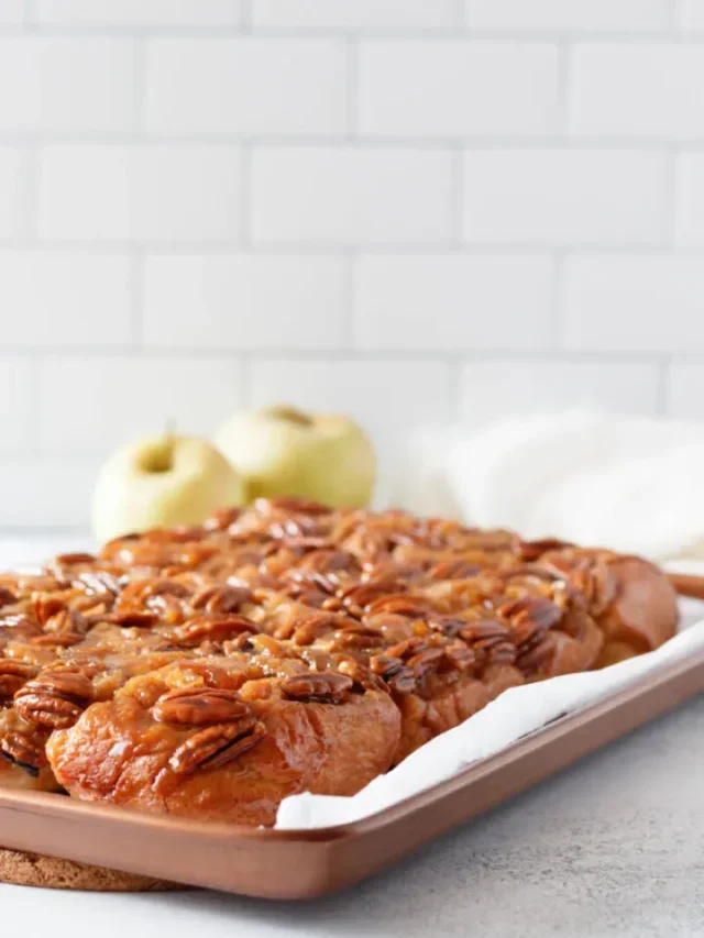 Apple Pecan Sticky Buns Recipe for Breakfast
